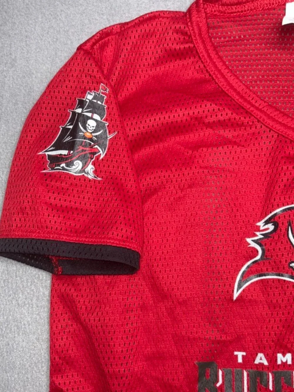 Franklin NFL Tampa Bay Buccaneers NFL Youth Football Jersey Practice Red size M